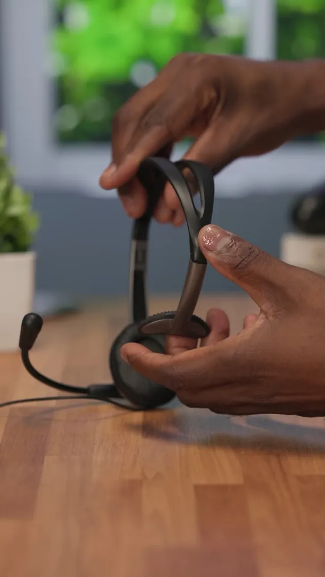 Panasonic KX-TCA430 Review: Landline Phone Headset Ranked image 6