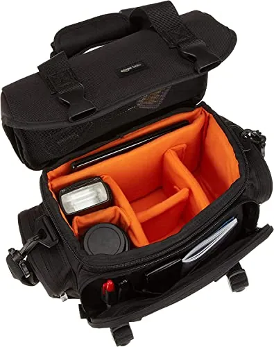 Amazon Basics Large DSLR Gadget Bag Review image 2