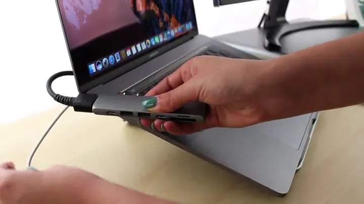 Satechi Type-C Pro Hub Review: MacBook USB-C Adapter image 6