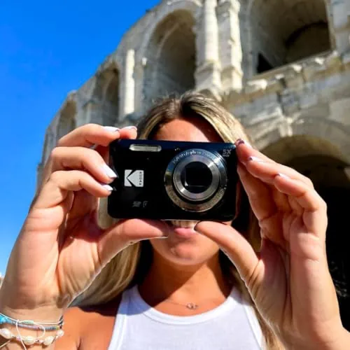 Kodak PIXPRO FZ55-BK Review: Budget Compact Camera Ranked image 2