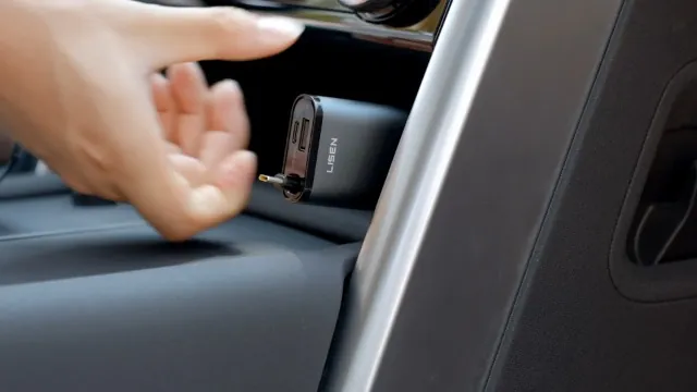 LISEN Retractable USB-C Car Charger Review image 7
